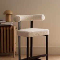 Baarituolien monikäyttöisyys ja sisustuksellinen vaikutus