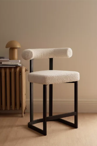 Baarituolien monikäyttöisyys ja sisustuksellinen vaikutus